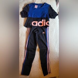 Adidas matching sportswear set, fit 9-10 Y/140 or US
 S.